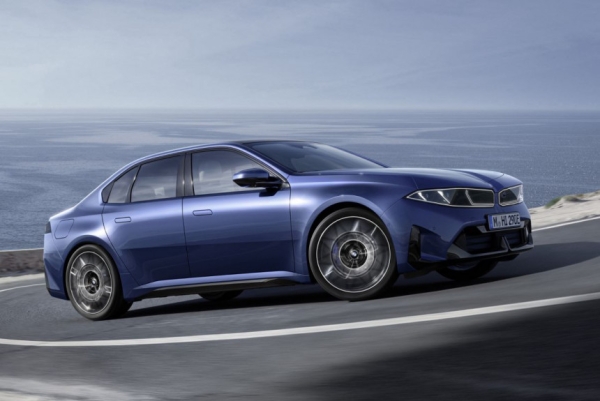 BMW i3: новая «трешка» на батарейках BMW i3: новая «трешка» на батарейках