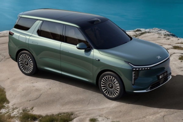 Гибридный кроссовер IM LS8 полностью рассекречен Гибридный кроссовер IM LS8 полностью рассекречен