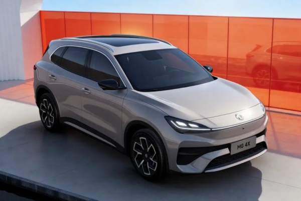 В КНР появится электрокроссовер MG4X, а в Британии &mdash; гибрид MG S9