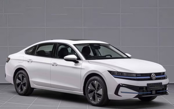 Новинки компании Volkswagen для Китая: недорогой Sagitar S и гибридный Magotan