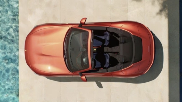 Открытый Ferrari Amalfi Spider дополнил базовое купе 