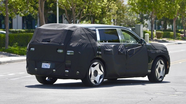 Флагманский Genesis GV90 получит двери в стиле Rolls-Royce