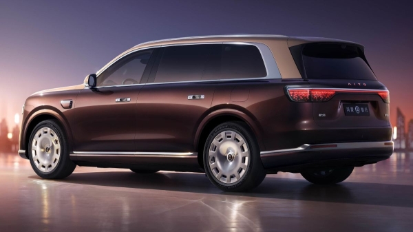 Флагманский кроссовер Aito M9 приготовился к обновлению