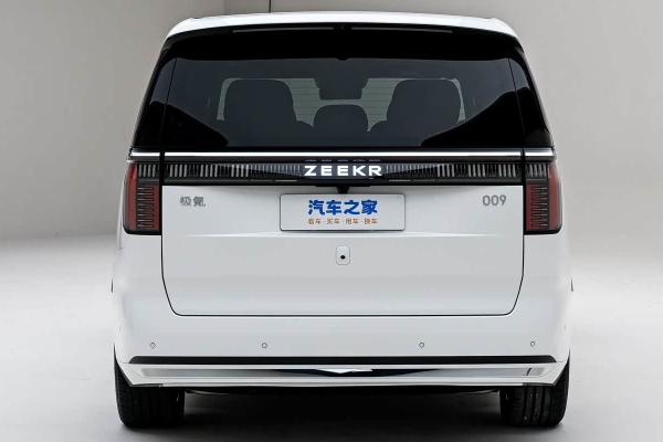 Zeekr 009 готовится к повторному обновлению Zeekr 009 готовится к повторному обновлению