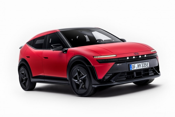 Hyundai Ioniq 3 &mdash; новый электрохэтчбек для Европы