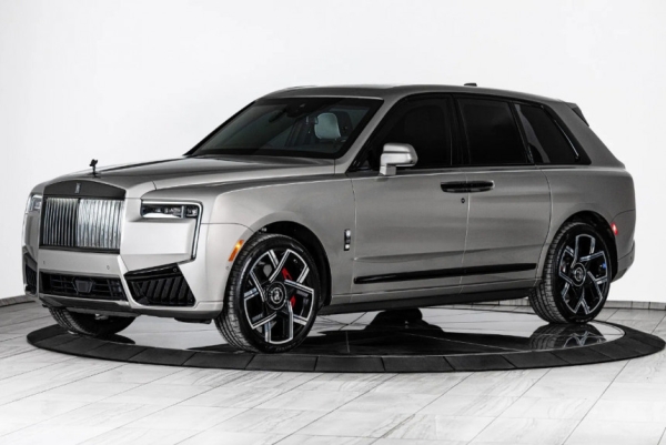 Бронированный Rolls-Royce Cullinan совместил стандартную внешность с серьезной защитой 