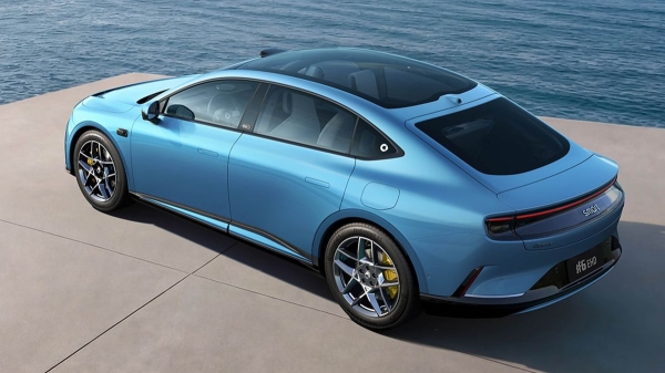 Показан салон большого лифтбека smart #6 Показан салон большого лифтбека smart #6