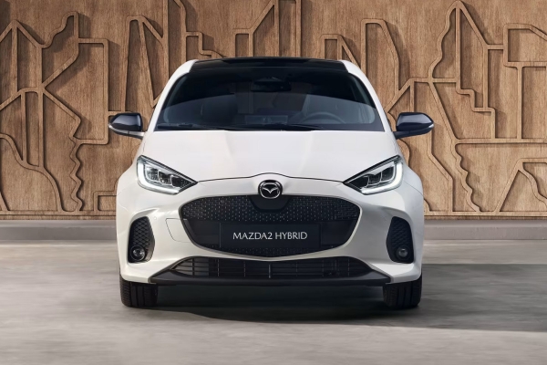 Mazda 2 Hybrid обновилась и вытеснила бензиновую версию из Европы