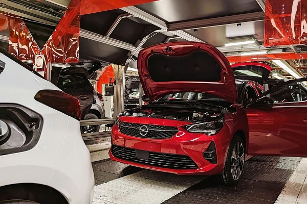 Opel готовит электрокроссовер с китайской начинкой