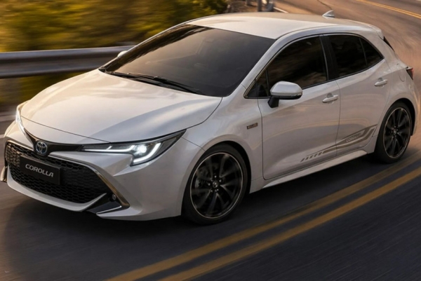 Toyota Corolla забронзовела к 60-летнему юбилею