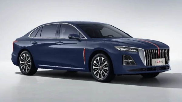 Седан Hongqi H5 и минивэн HQ9 обновились в Китае