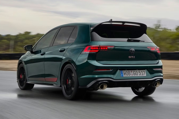Volkswagen установил рекорд Нюрбургринга на юбилейном хэтчбеке Golf GTI