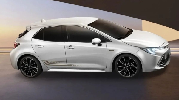 Toyota Corolla забронзовела к 60-летнему юбилею