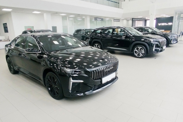 Автомобили Volga: старт продаж, все комплектации и цены (+планы!)