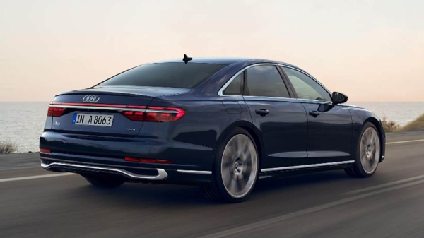 Седан Audi A8 прощается с Японией особой версией