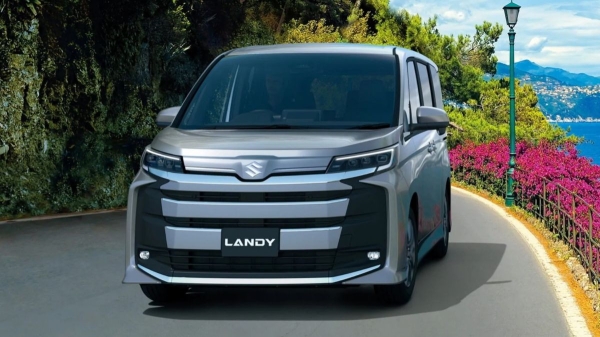 Минивэн Suzuki Landy подвергся плановому обновлению