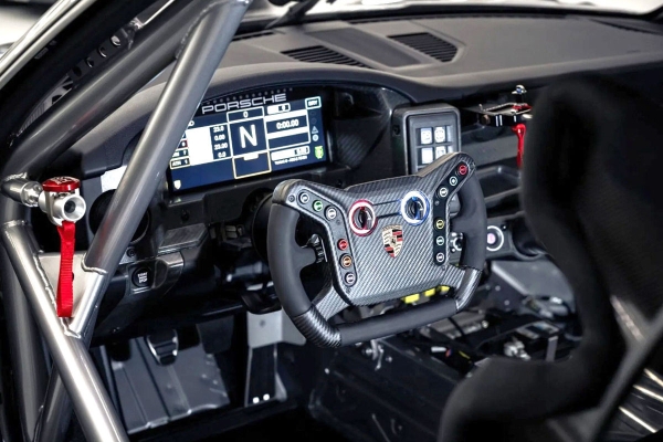Представлен гоночный Porsche 911 GT4 R Представлен гоночный Porsche 911 GT4 R