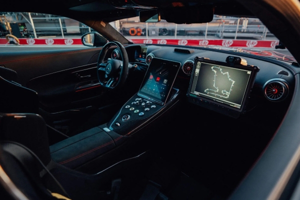 Mercedes-AMG GT 63 Pro 4Matic+ стал новым автомобилем безопасности Формулы-1 Mercedes-AMG GT 63 Pro 4Matic+ стал новым автомобилем безопасности Формулы-1