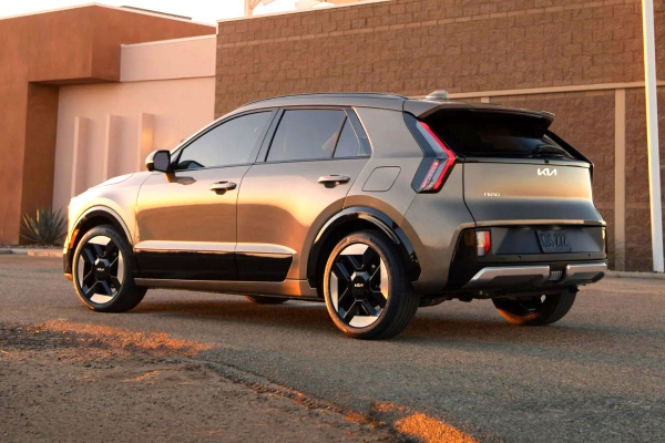 Обновленный кроссовер Kia Niro лишился электрической модификации Обновленный кроссовер Kia Niro лишился электрической модификации