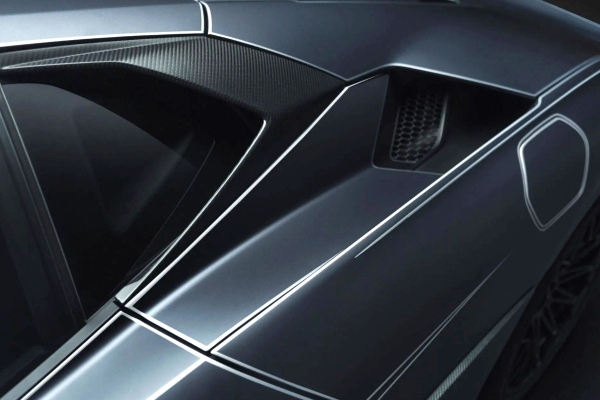 Представлены «нарисованные» Lamborghini Temerario, вдохновленные итальянской модой Представлены «нарисованные» Lamborghini Temerario, вдохновленные итальянской модой