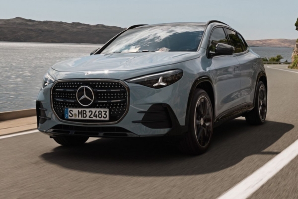 Новый кроссовер Mercedes-Benz GLA полностью рассекречен Новый кроссовер Mercedes-Benz GLA полностью рассекречен