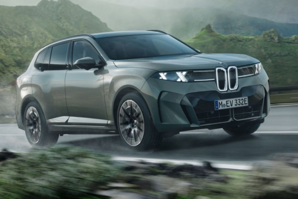 Представлен кроссовер BMW X5 пятого поколения Представлен кроссовер BMW X5 пятого поколения