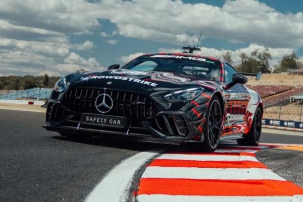 Mercedes-AMG GT 63 Pro 4Matic+ стал новым автомобилем безопасности Формулы-1 Mercedes-AMG GT 63 Pro 4Matic+ стал новым автомобилем безопасности Формулы-1