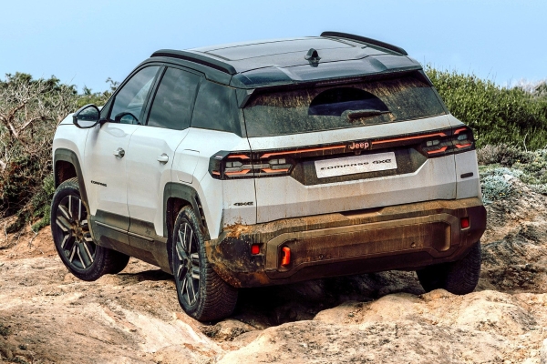 Электрокроссовер Jeep Compass 4xe добрался до Европы Электрокроссовер Jeep Compass 4xe добрался до Европы