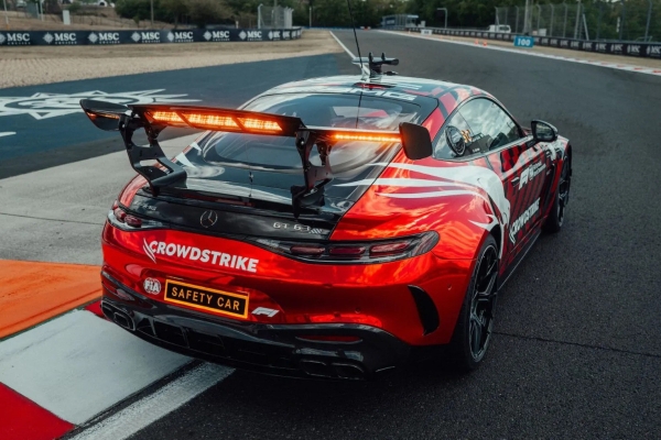 Mercedes-AMG GT 63 Pro 4Matic+ стал новым автомобилем безопасности Формулы-1 Mercedes-AMG GT 63 Pro 4Matic+ стал новым автомобилем безопасности Формулы-1