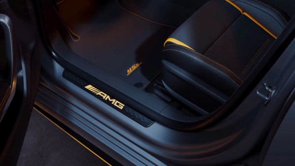 Представлен прощальный хот-хэтч Mercedes-AMG A 45 S