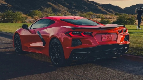 Chevrolet Corvette c новым мотором V8: доступная скорость Chevrolet Corvette c новым мотором V8: доступная скорость