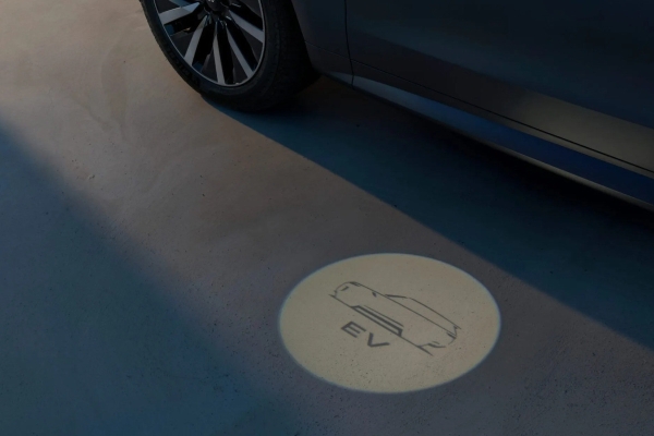 Предпоказ электрического Range Rover Sport: по следам флагмана? 