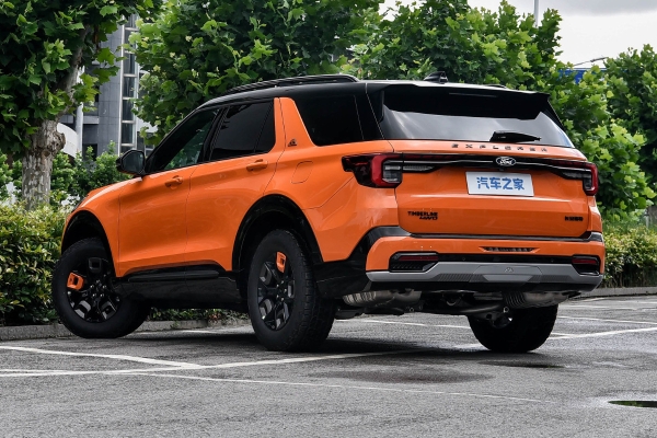 В Китае начались продажи обновленного кроссовера Ford Explorer В Китае начались продажи обновленного кроссовера Ford Explorer