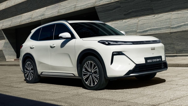 Последовательный гибрид Geely EX5 EM-R для России: комплектации и цены Последовательный гибрид Geely EX5 EM-R для России: комплектации и цены