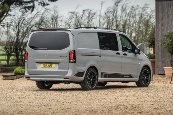 Mercedes-Benz Vito Sport-X: «спортивный» антураж и стандартный дизель Mercedes-Benz Vito Sport-X: «спортивный» антураж и стандартный дизель