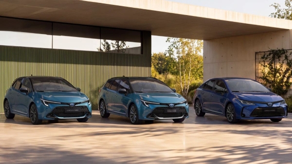 Toyota Corolla отметила 60-летний юбилей в Америке и Европе Toyota Corolla отметила 60-летний юбилей в Америке и Европе