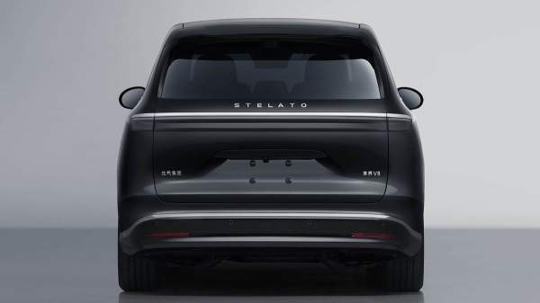 Huawei и BAIC анонсировали первый совместный минивэн Stelato V8