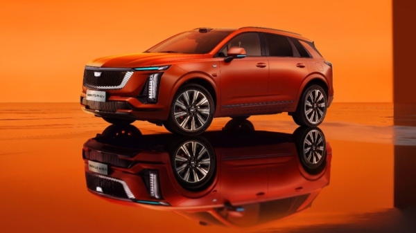 Китайский Cadillac XT5 стал подзаряжаемым гибридом Китайский Cadillac XT5 стал подзаряжаемым гибридом
