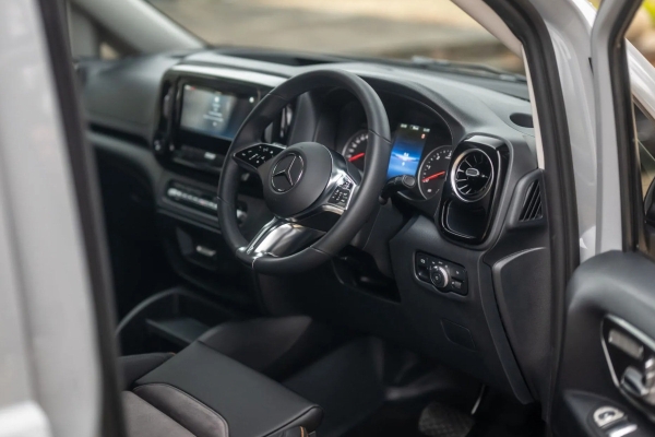 Mercedes-Benz Vito Sport-X: «спортивный» антураж и стандартный дизель Mercedes-Benz Vito Sport-X: «спортивный» антураж и стандартный дизель