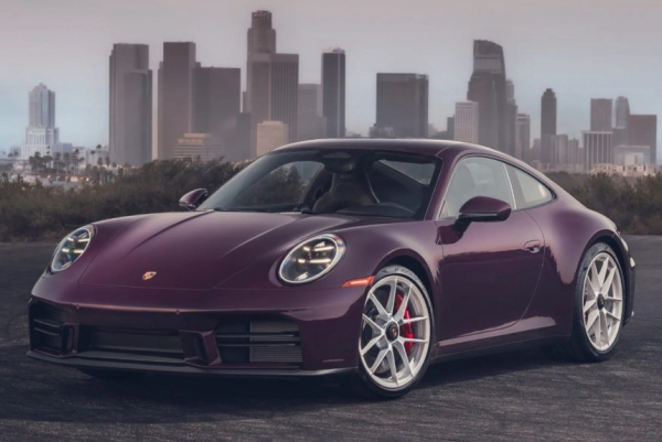 На Porsche 911 Carrera S вернулась «механика», но не для всех рынков На Porsche 911 Carrera S вернулась «механика», но не для всех рынков