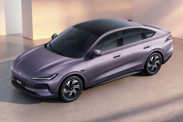 Электроседан Jetta M6: официальные фотографии и новые подробности Электроседан Jetta M6: официальные фотографии и новые подробности