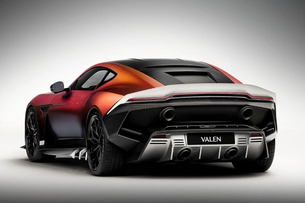 Aston Martin Vanquish превратился в лимитированный суперкар Valen Aston Martin Vanquish превратился в лимитированный суперкар Valen