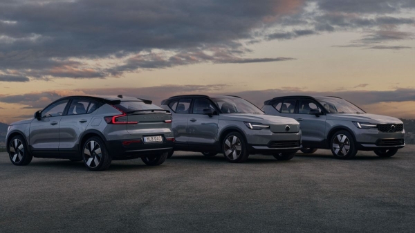 Компания Volvo обновила свое долгоиграющее 40-е семейство Компания Volvo обновила свое долгоиграющее 40-е семейство