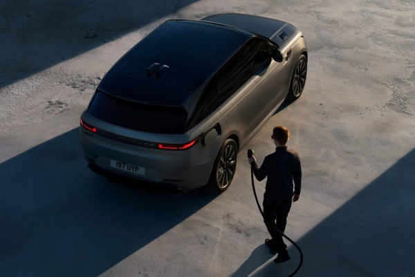 Range Rover Sport Electric: техника флагмана со скидкой 