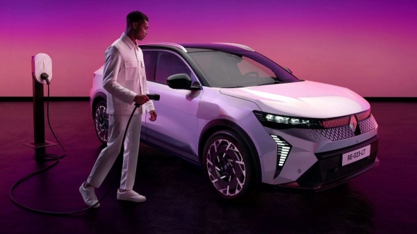 Электромобиль Renault Scenic стал дальнобойнее и технологичнее Электромобиль Renault Scenic стал дальнобойнее и технологичнее