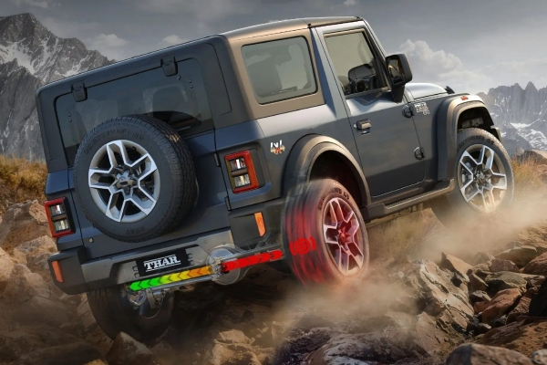 Обновлен внедорожник Mahindra Thar OG: индийский клон Jeep Wrangler Обновлен внедорожник Mahindra Thar OG: индийский клон Jeep Wrangler