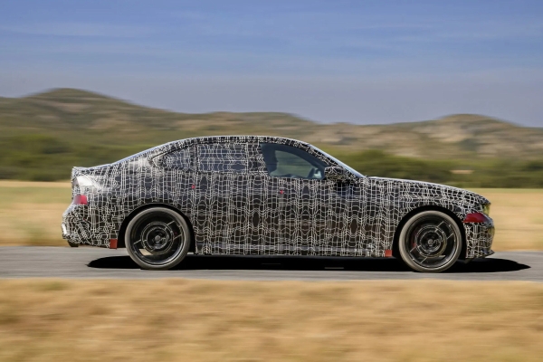Будущая топливная &laquo;трешка&raquo; BMW: до 443 л.с. и режим дрифта