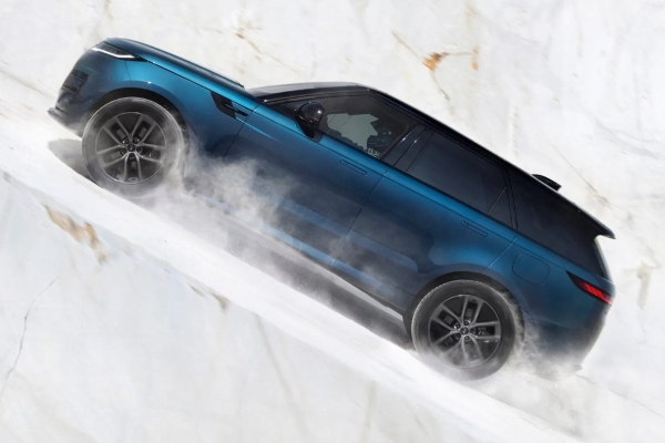 Range Rover Sport Electric: техника флагмана со скидкой 