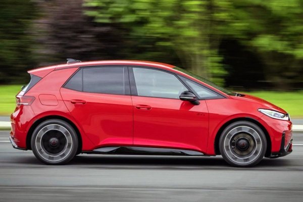 Заднеприводный электрохэтч Volkswagen ID.3 GTI: мощнейший джи-ти-ай в истории марки Заднеприводный электрохэтч Volkswagen ID.3 GTI: мощнейший джи-ти-ай в истории марки