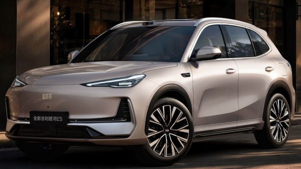 Электромобиль Geely Galaxy E5 (он же EX5) обновился в Китае Электромобиль Geely Galaxy E5 (он же EX5) обновился в Китае